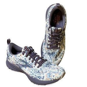 BROOKS Revel 5 Energize Neutral Running Sneaker